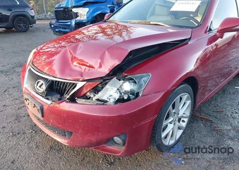 2013 Lexus Is 250 z USA, uszkodzony, nr VIN JTHCF5C20D5061118